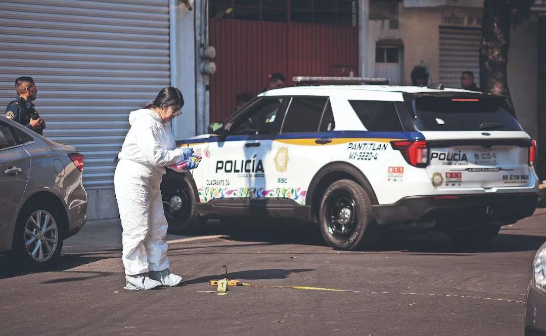 Ejecutan a pollero que intentó defender a carnicero de un asalto en Iztacalco