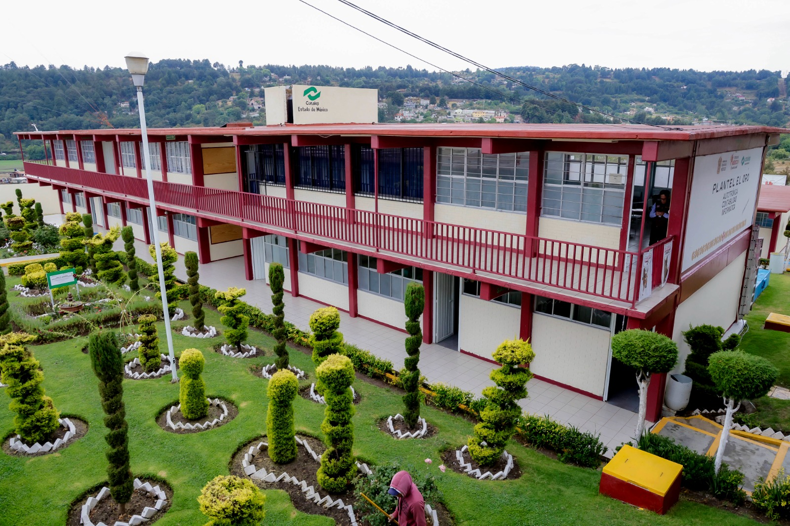 EdoMéx invierte históricamente más de 3,600 mdp en educación.