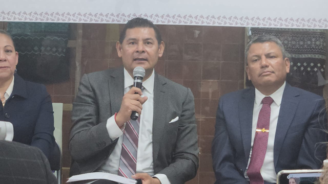 El Gobernador de Puebla, Alejandro Armenta anuncia operativo “Puebla Segura” y registra reducción en homici dios