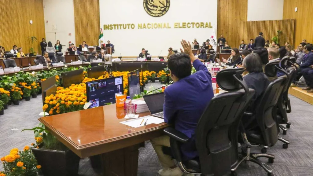 Analizan consejeros más de 300 propuestas para reforma electoral