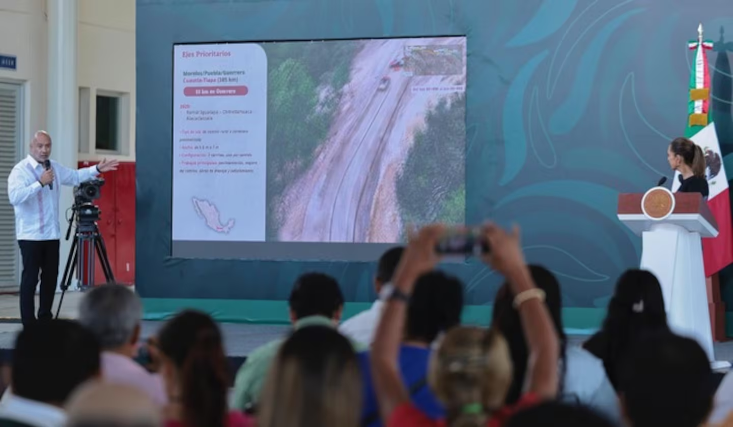En 2025 se invirtieron 4 mil 646 mdp en la recuperación de carreteras en Guerrero: Sheinbaum