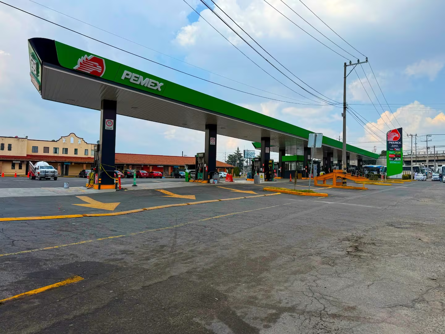 Autoridades del Edomex revisan normatividad de hidrocarburos