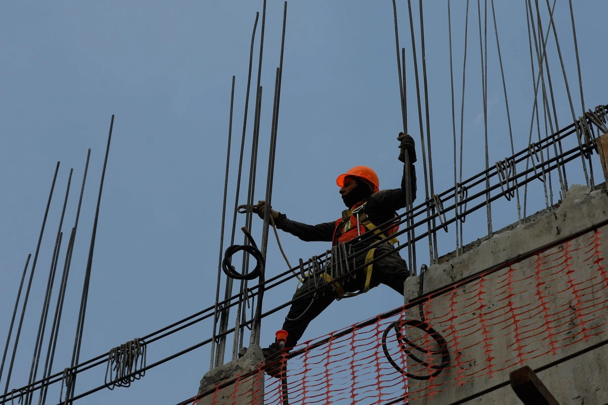 Valor de las empresas de la construcción avanzó 1.7 por ciento en noviembre: Inegi