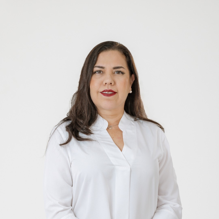 Bombero de Cd, Mante lucha por su vida, mientras la alcaldesa lo ignora