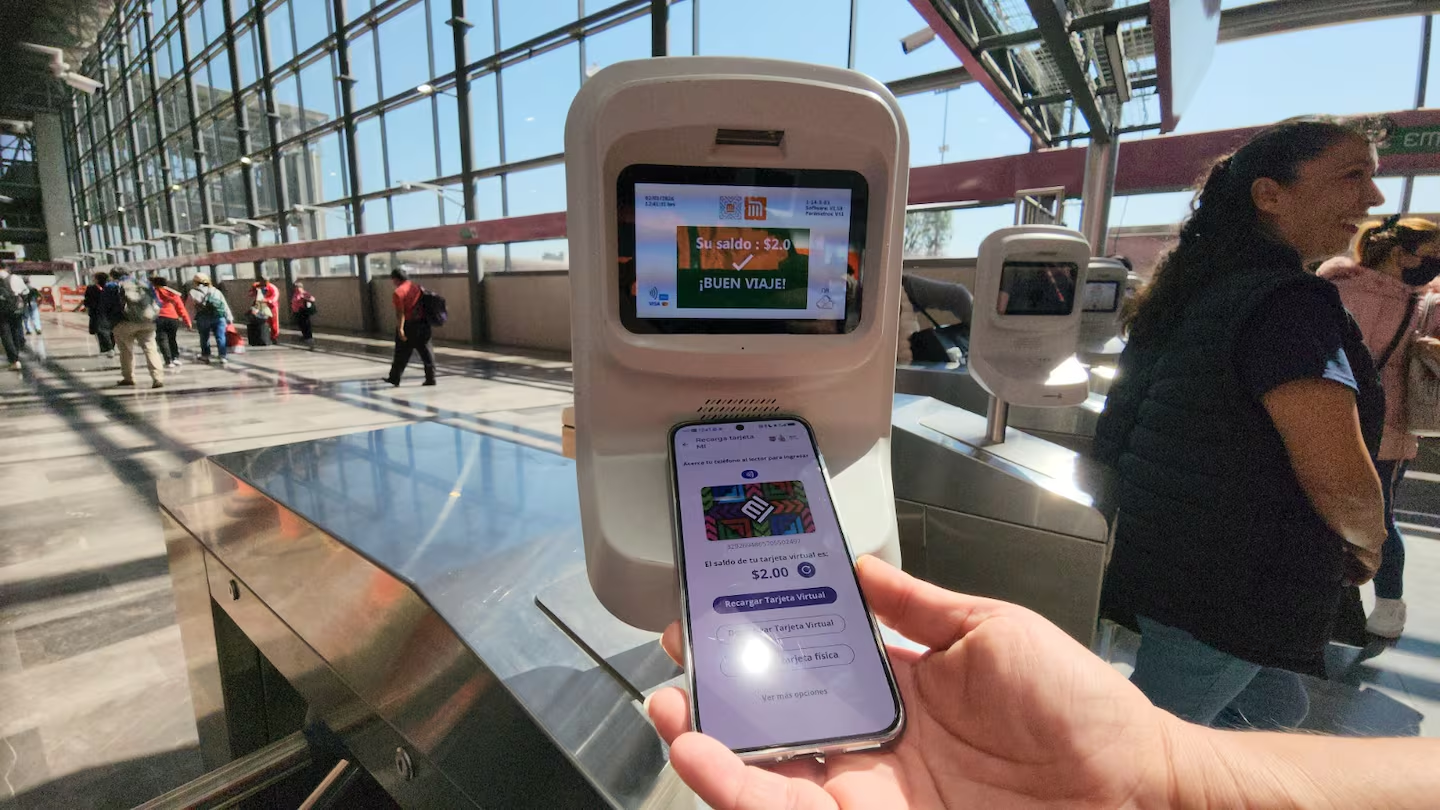 Metro habilita pago con tarjeta virtual de Movilidad Integrada en toda la red