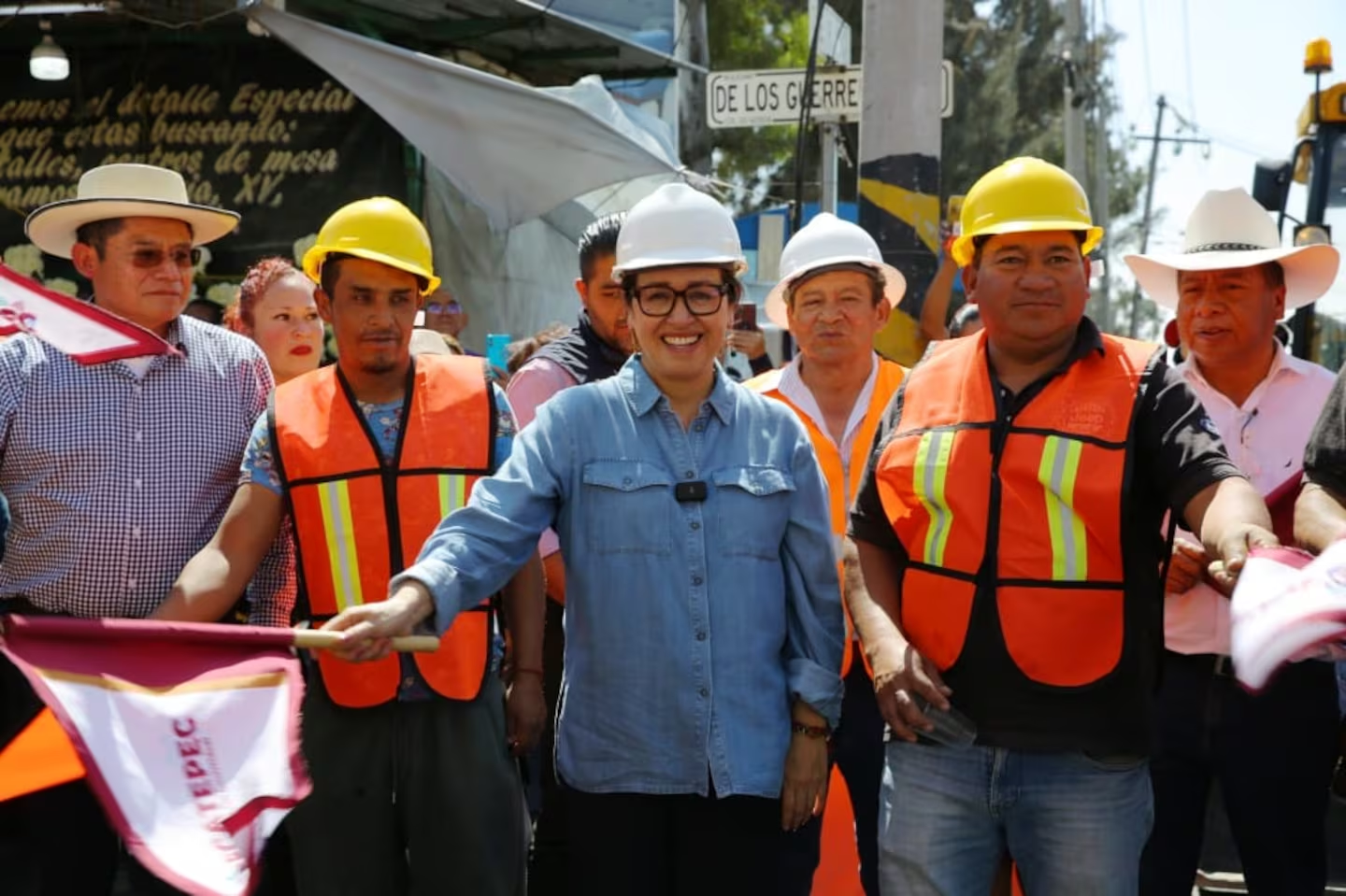 Encabeza Azucena Cisneros obras para erradicar inundaciones en Ecatepec