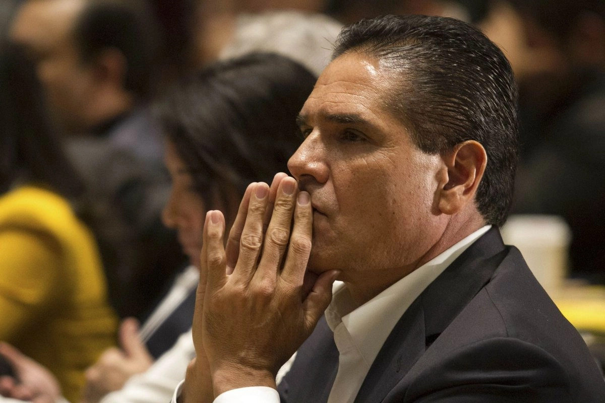 México pide a EU y Argentina extraditar a dos ex colaboradores de Silvano Aureoles