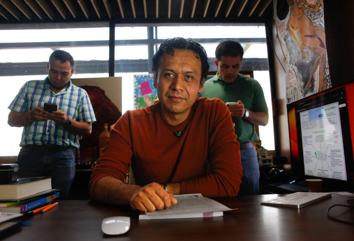 Marx Arriaga se aferra a su trinchera en la SEP