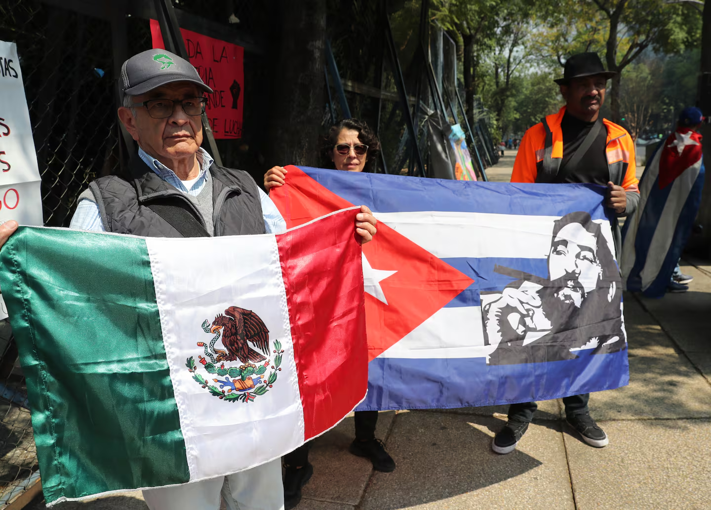 Trump insiste: “México dejará de enviar petróleo a Cuba