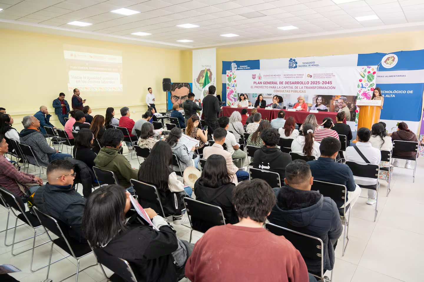 La industria de eventos hacia 2026: Del espectáculo logístico a la «Economía del Significado» y el Retorno de  Inversión Estratégico