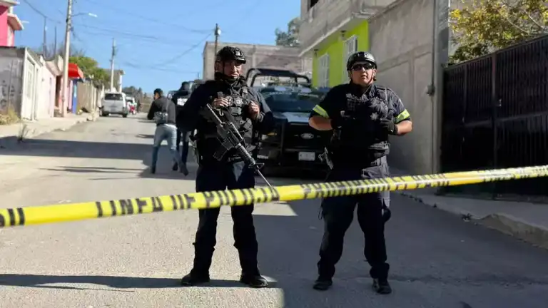 Hallan restos humanos en bolsas en Tultepec