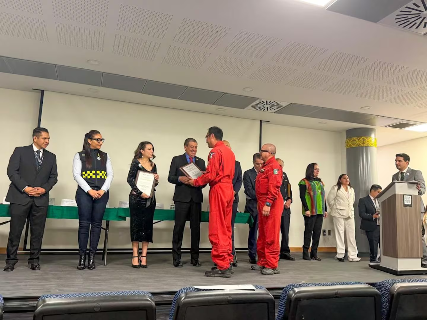 Reconocen al Grupo Relámpagos del Edomex por trasladado de 143 órganos para trasplante