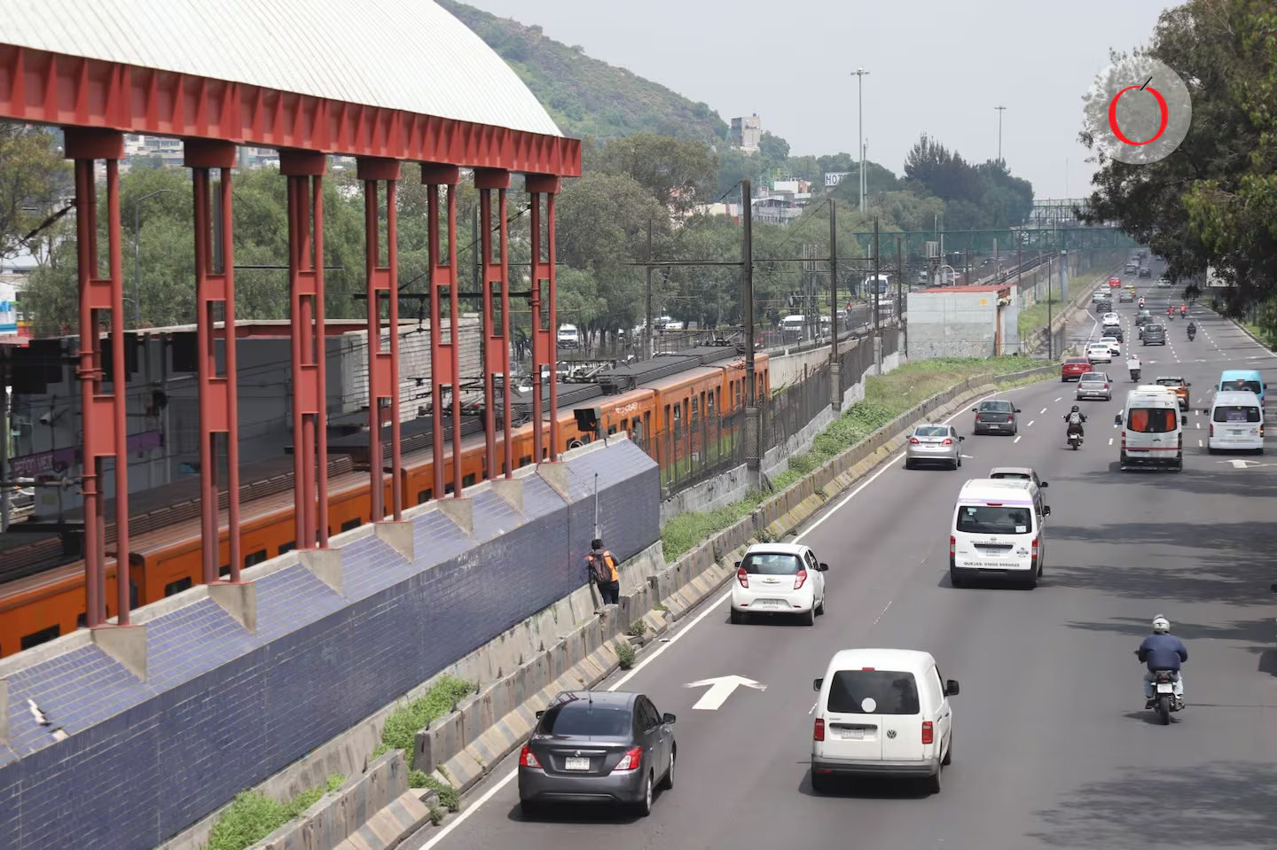 Línea A del Metro suspende servicio por fallas en el servicio