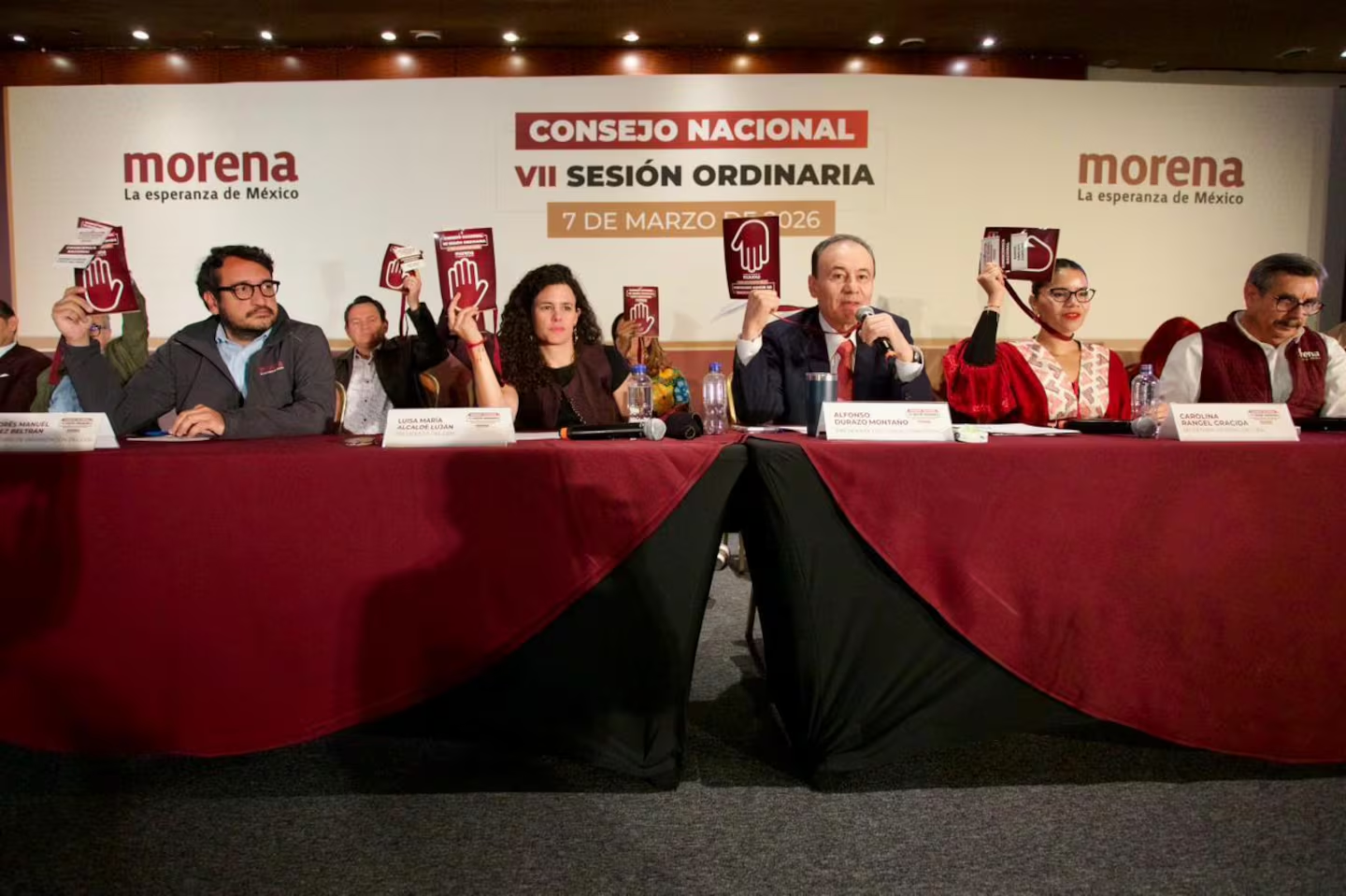 Arranca Morena carrera electoral al 2027; elegirá aspirantes a gubernaturas en junio