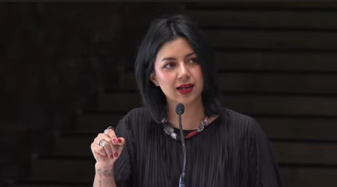 Mujeres, frente a violencia estética, y mujeres que piensan son excluidas, dicen jóvenes y diputadas