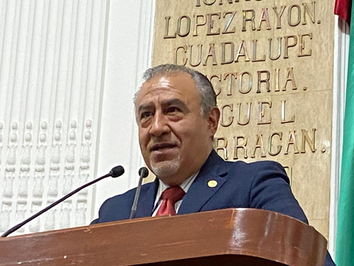 Coordenadas Políticas/Martín Aguilar/Donde manda capitán