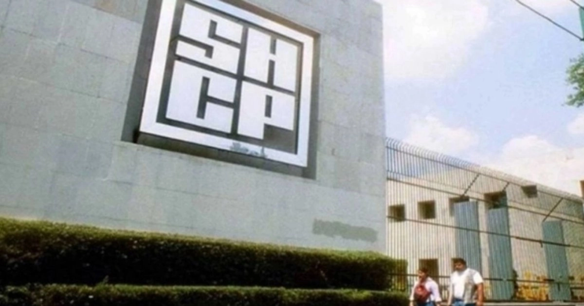 Se desplomó 30.3% la inversión física en enero: SHCP