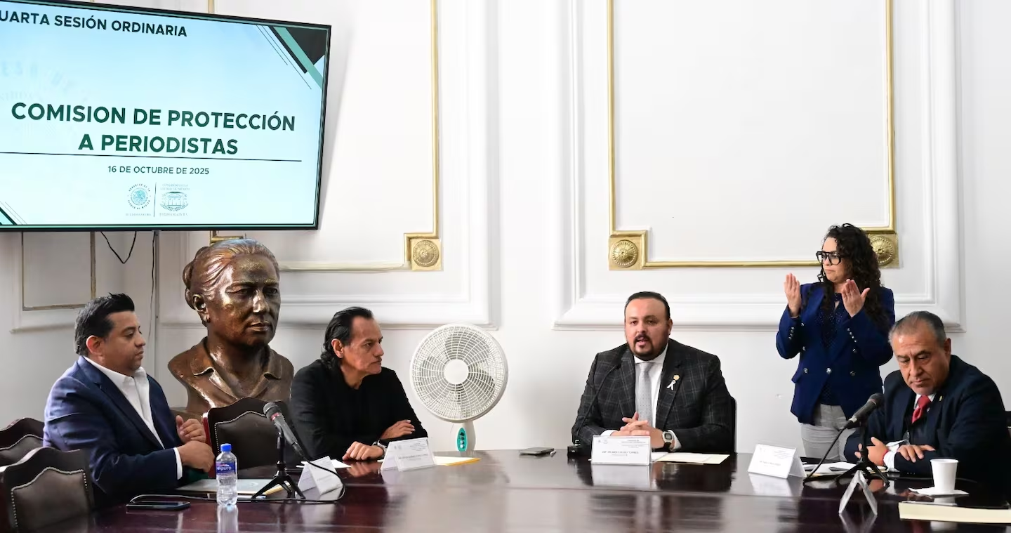 “Pretenden utilizar la Medalla al Mérito Periodístico para golpetear”, acusa diputado