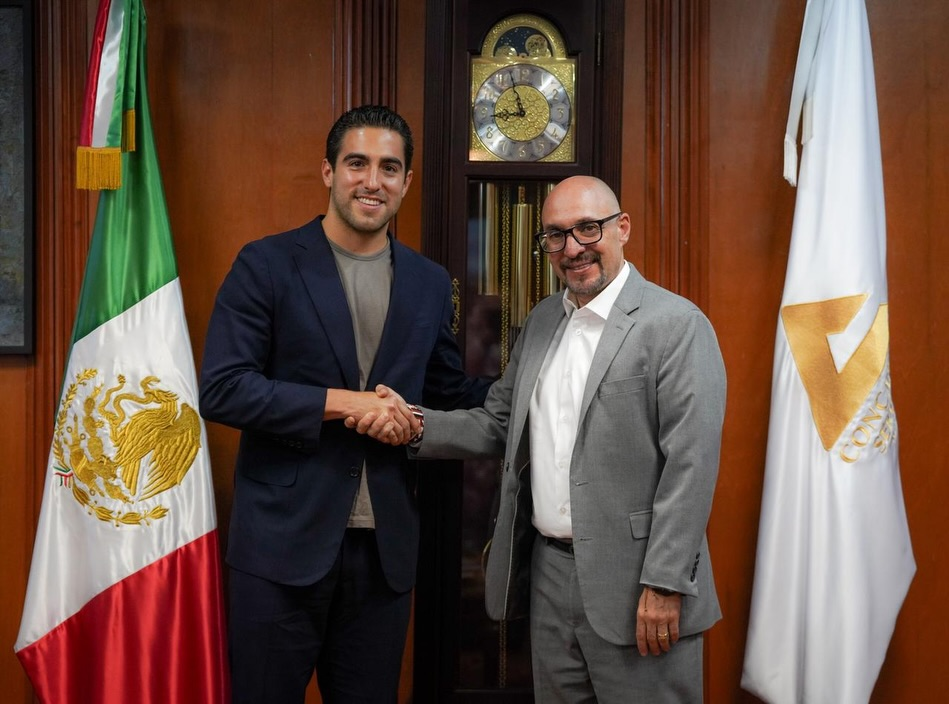 Presidente de la Comisión de Turismo del Senado de la República dialoga en CONCANACO SERVYTUR con empresa s y negocios familiares para fortalecer la agenda legislativa