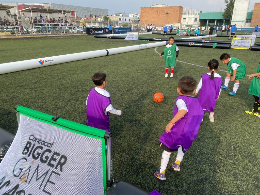 Gobierno del Edomex y CONCACAF capacitan a entrenadores de fútbol a beneficio de infancias y adolescentes