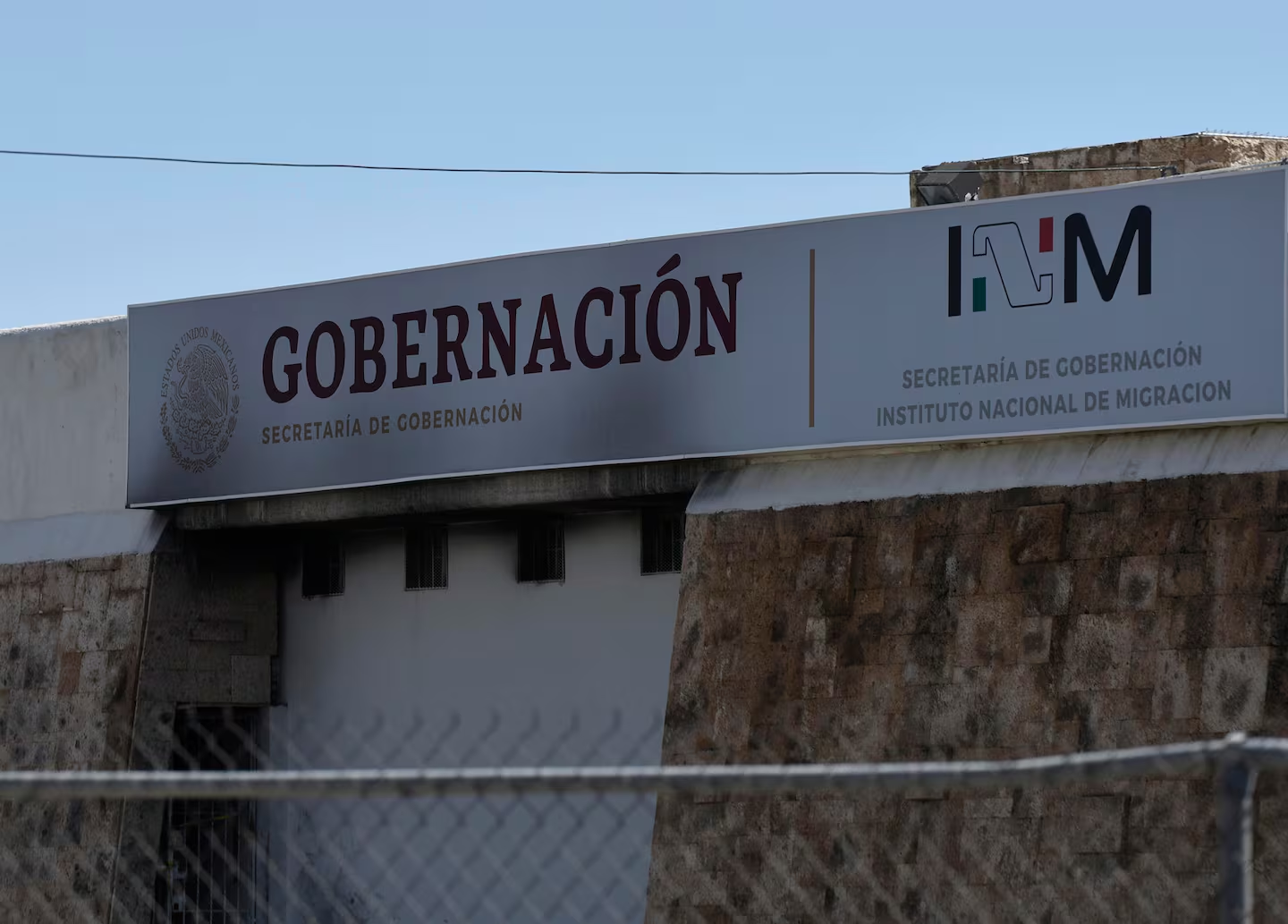 A tres años del incendio en la estancia migratoria de Ciudad Juárez, familias siguen exigiendo justicia