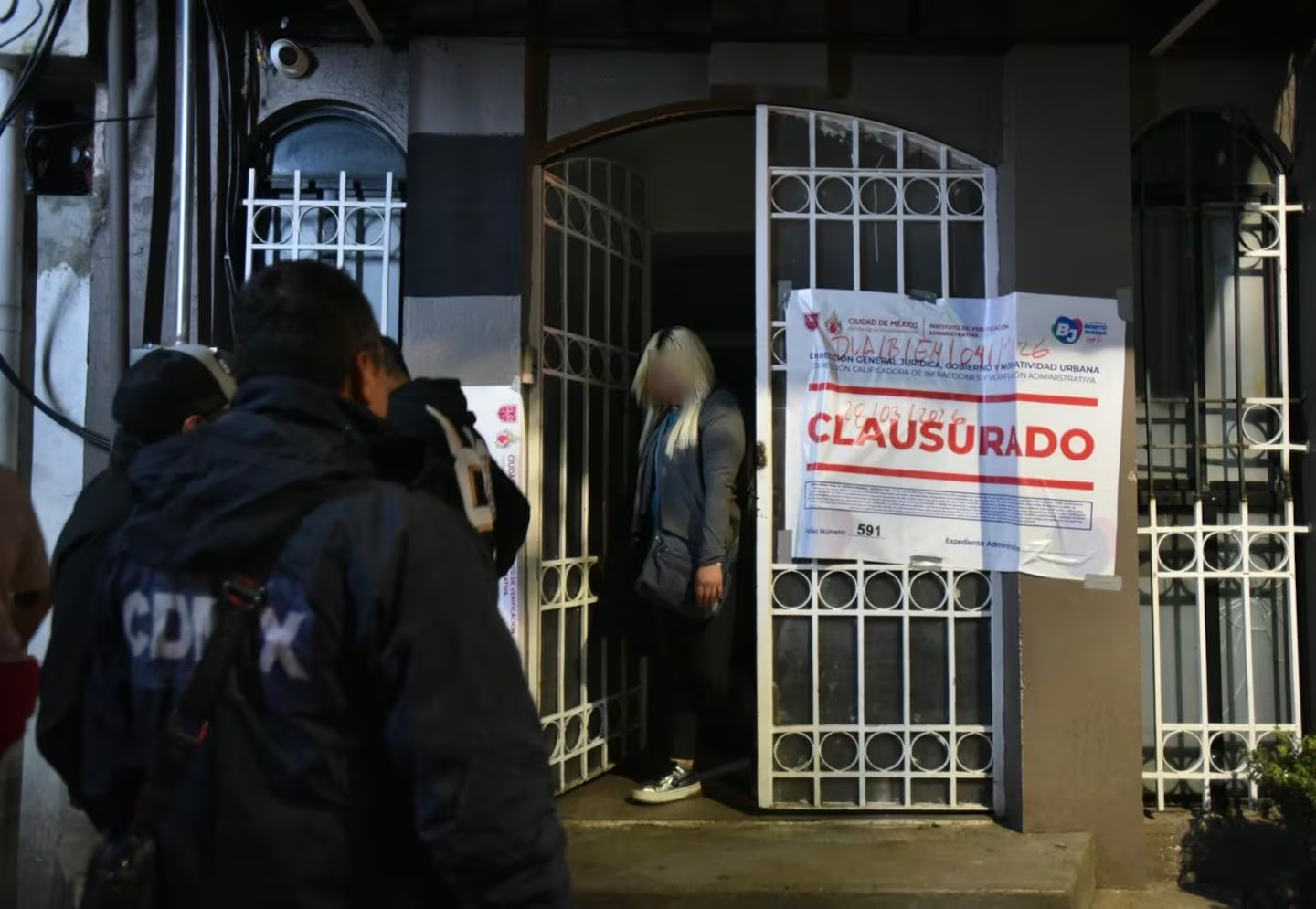 Alcaldía Benito Juárez e INVEA clausuran establecimiento en la Narvarte por fiestas clandestina