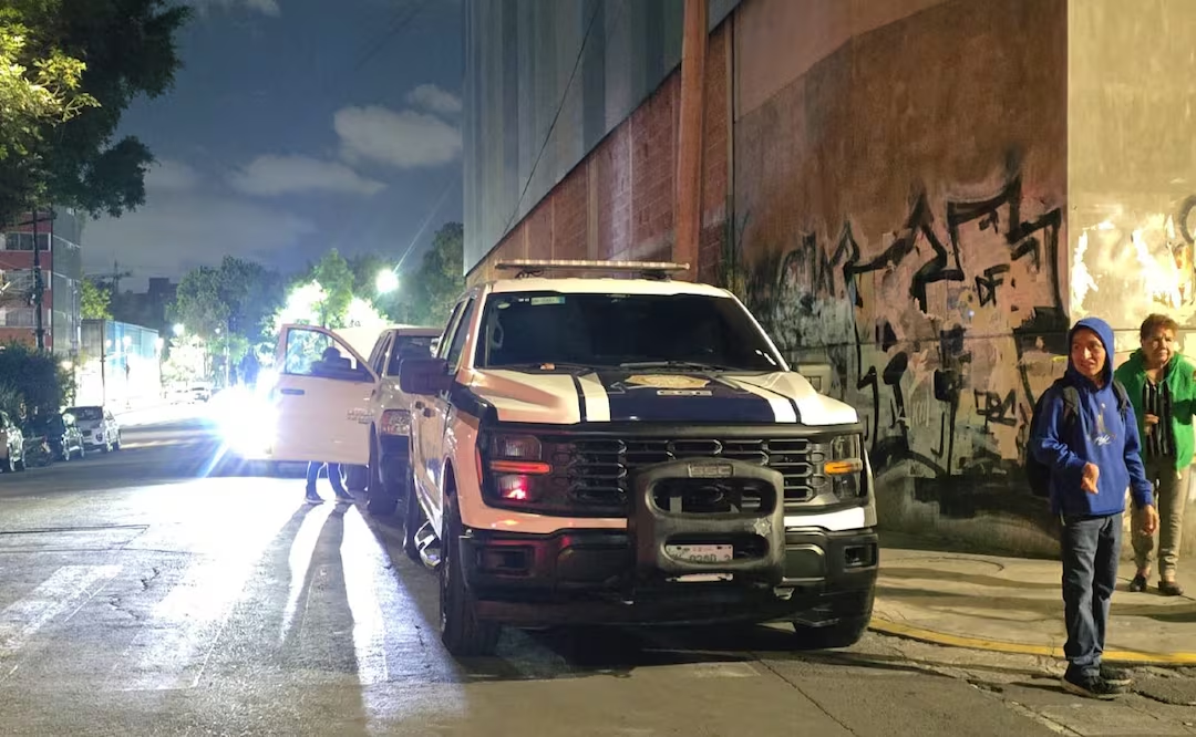 Les disparan a dos sujetos en la Guerrero; uno muere y otro sobrevive