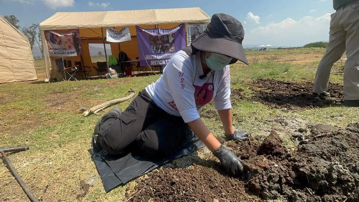 Colectivos hallan restos humanos en Chalco; la cifra supera los 300 fragmentos