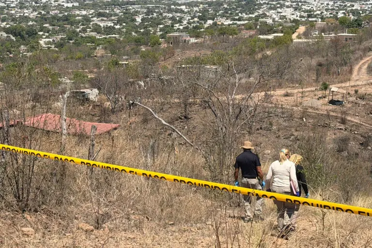 Encuentran un cráneo humano en un cerro de Culiacán, Sinaloa