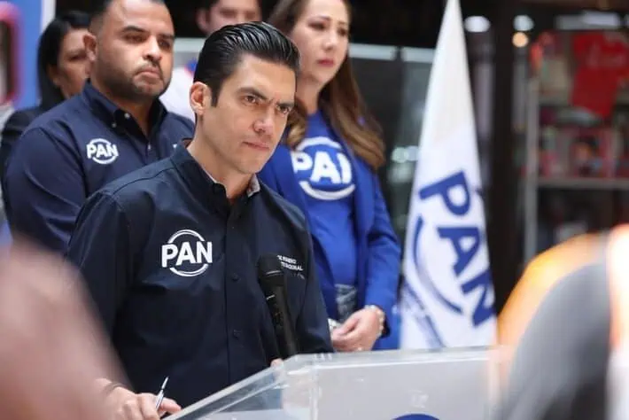 Morena prometió rescatar a PEMEX pero en los hechos lo destruye, afectando la economía de las familias mexican as: PAN