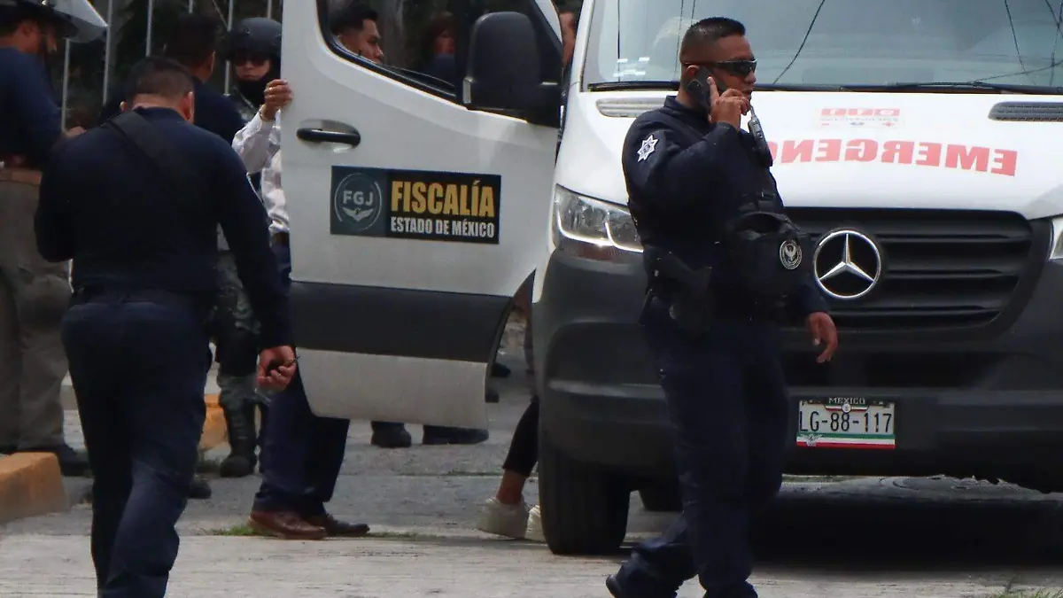 Comando armado irrumpe en vivienda y asesina a “El Cuervo” en Edomex