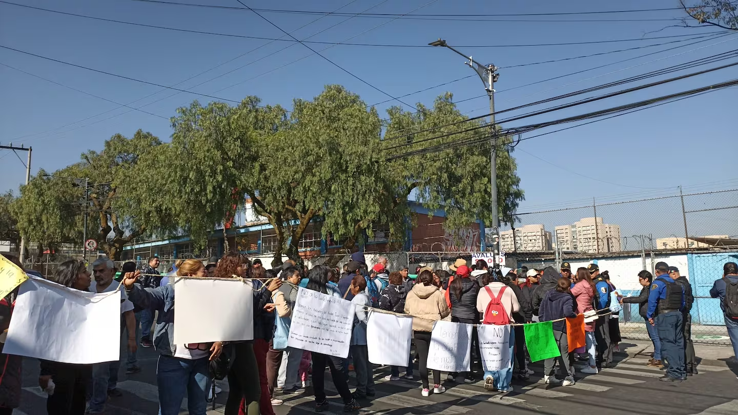 Morena exige revisión de gasolinera construida junto a preescolar en Álvaro Obregón