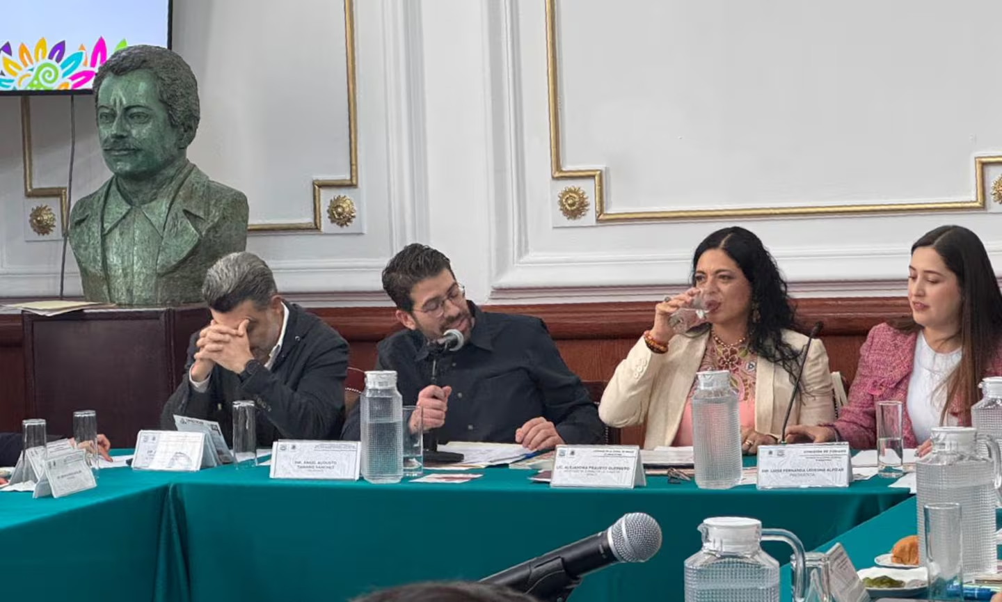 Diputados reprochan falta de seriedad y diálogo frente al Mundial