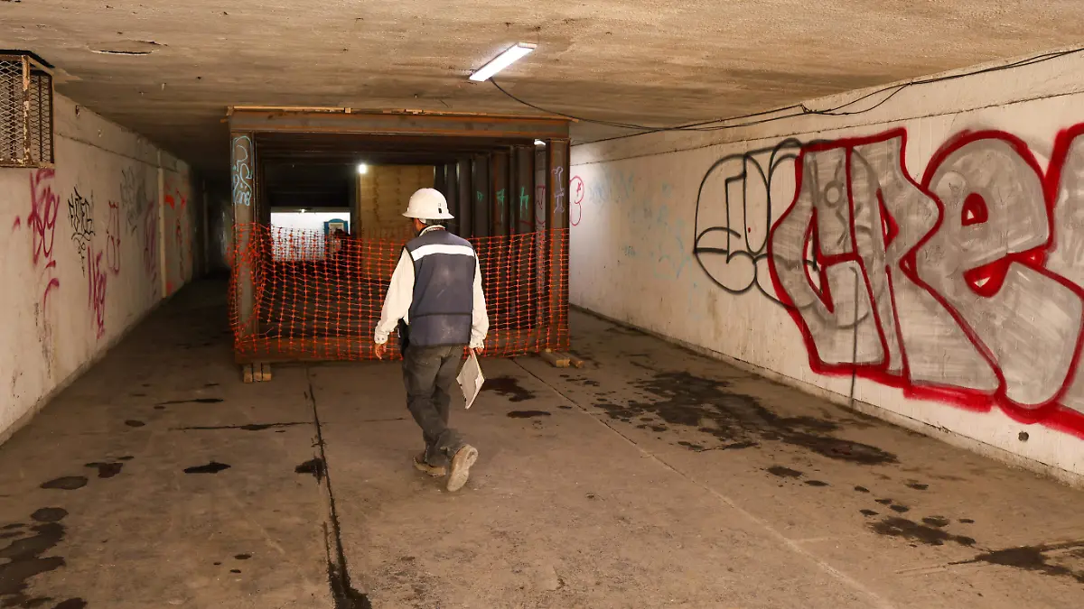 Retrasan rehabilitación de bajopuentes en Tlalpan; locatarios ven lejana su reapertura