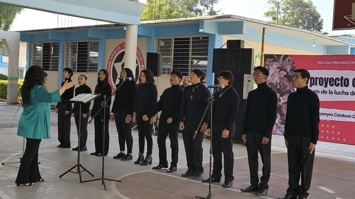 Premian esfuerzo y excelencia de la PLC Cuautitlán Izcalli con apoyo educativo