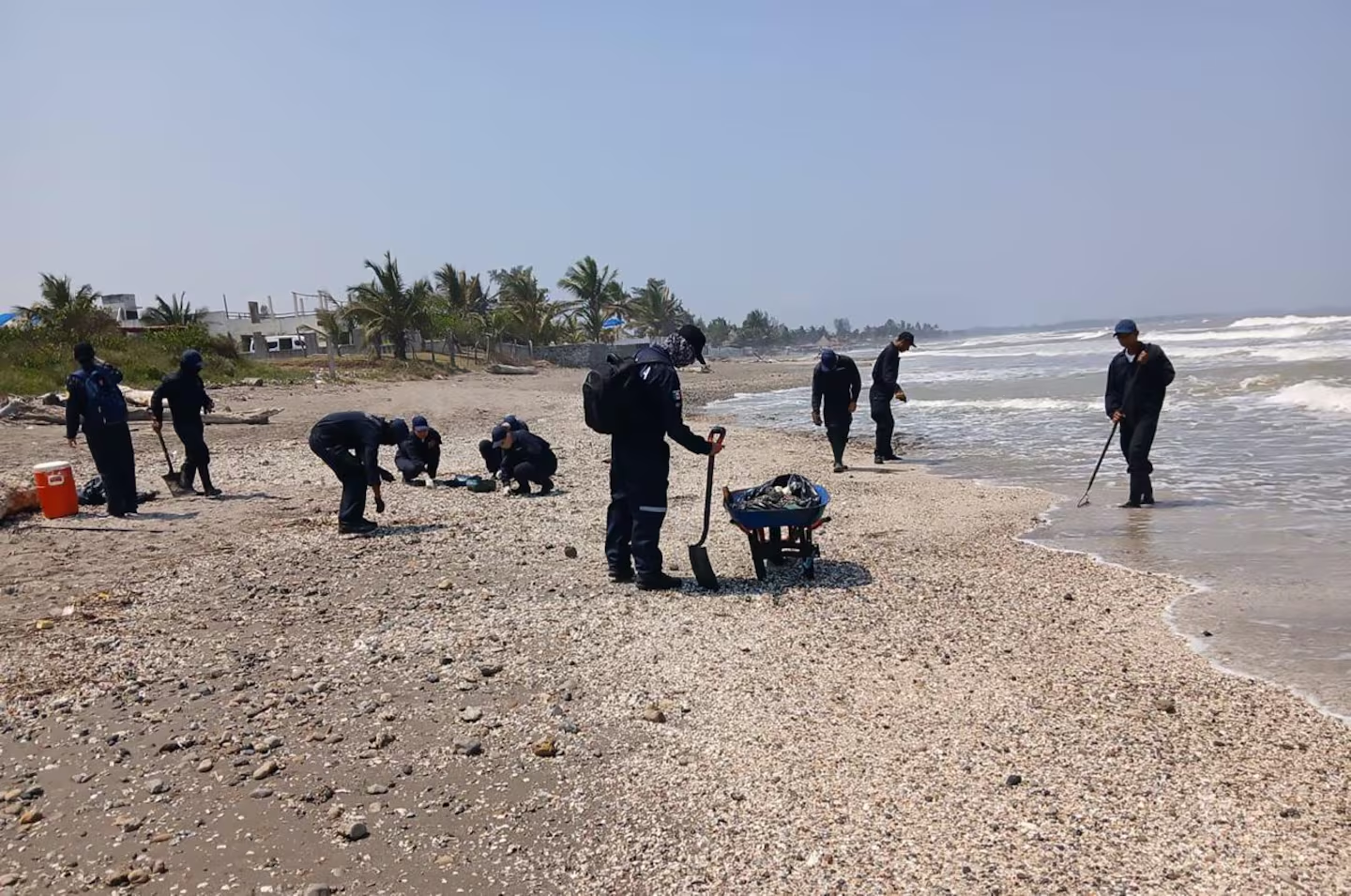 Grupo Interinstitucional ha recolectado 889.4 toneladas de hidrocarburo en labores de limpieza en el Golfo