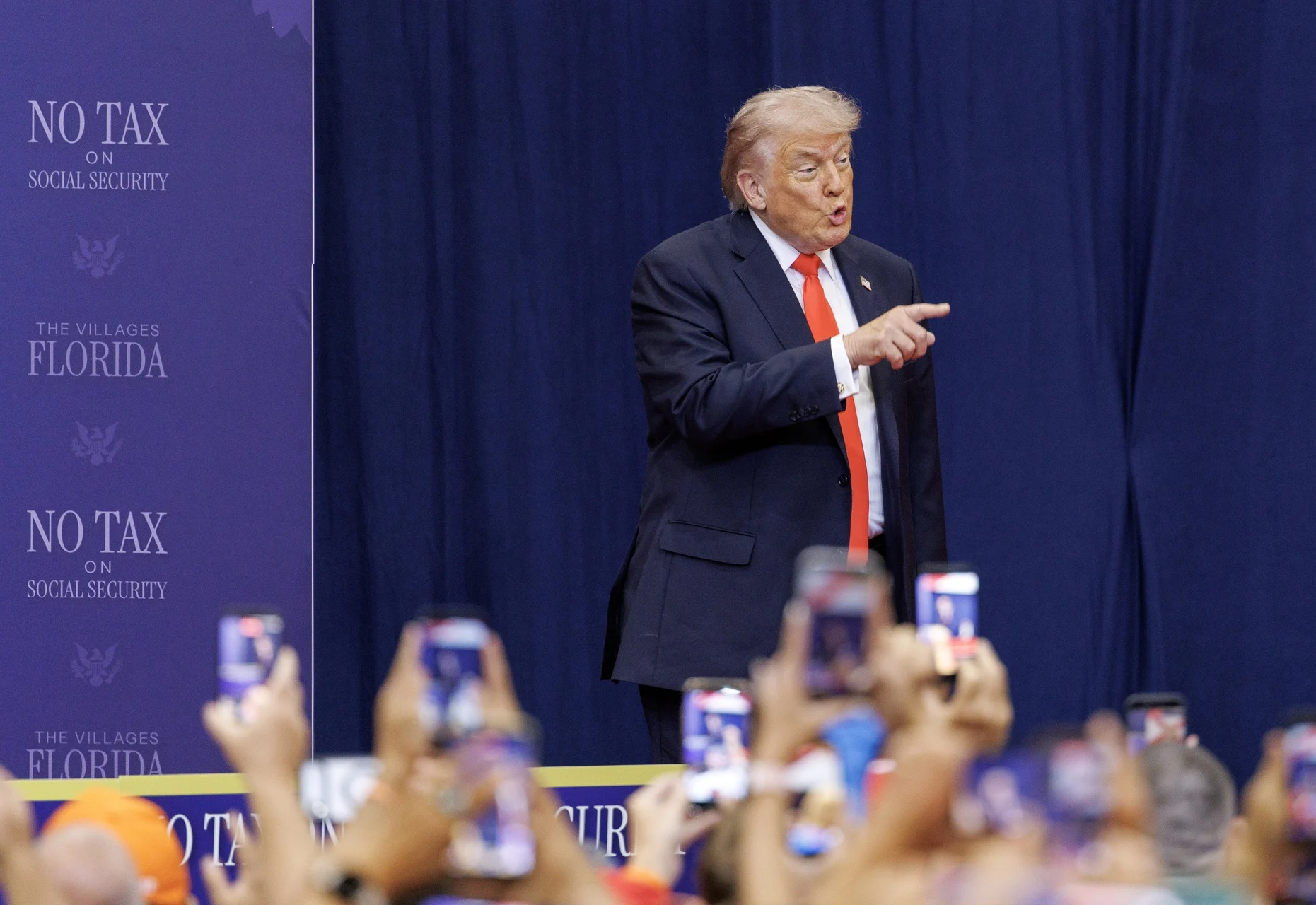 Trump afirma que EU tomará el control de Cuba «casi de inmediato»; endurece sanciones