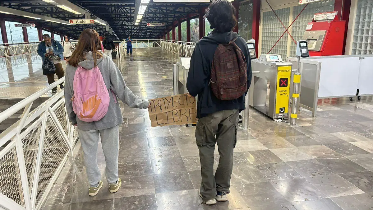 De Buenavista al AIFA: Estudiantes de la UNAM exigen tarifa preferencial en el Tren Suburbano