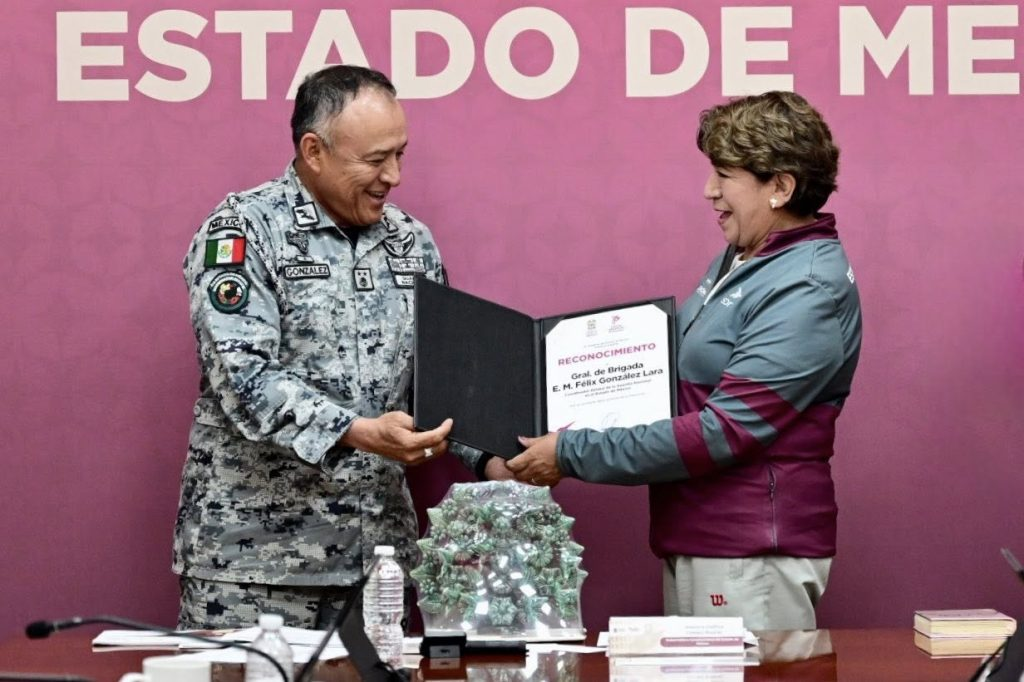 Delfina Gómez reconoce labor del coordinador estatal de la Guardia Nacional en Edomex