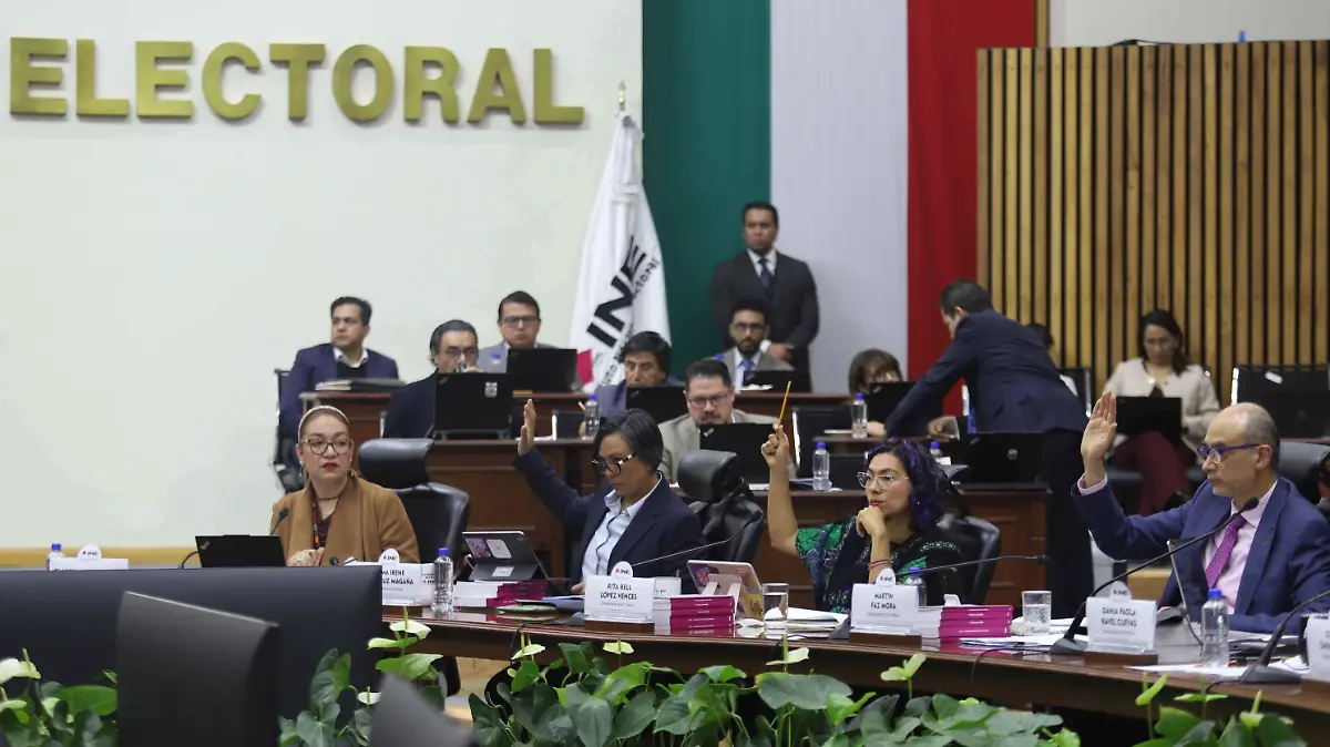 Por fallas en examen del Ceneval, INE repetirá la prueba para plazas en el instituto