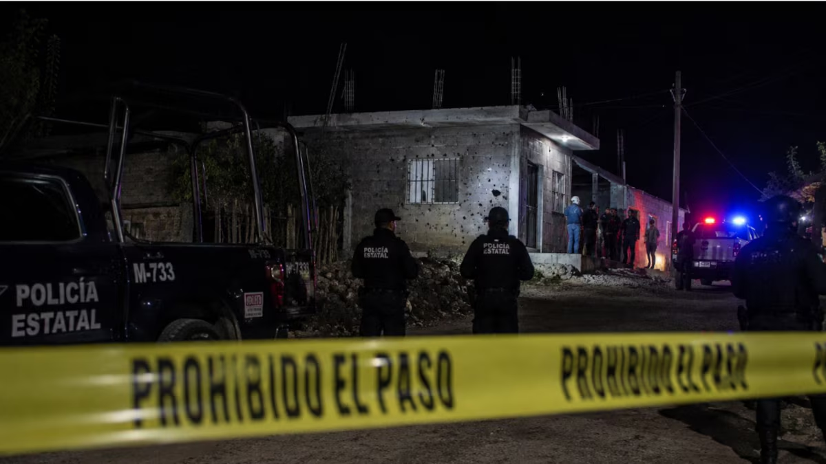 Comando armado asesina a 10 integrantes de una familia en Tehuitzingo, Puebla