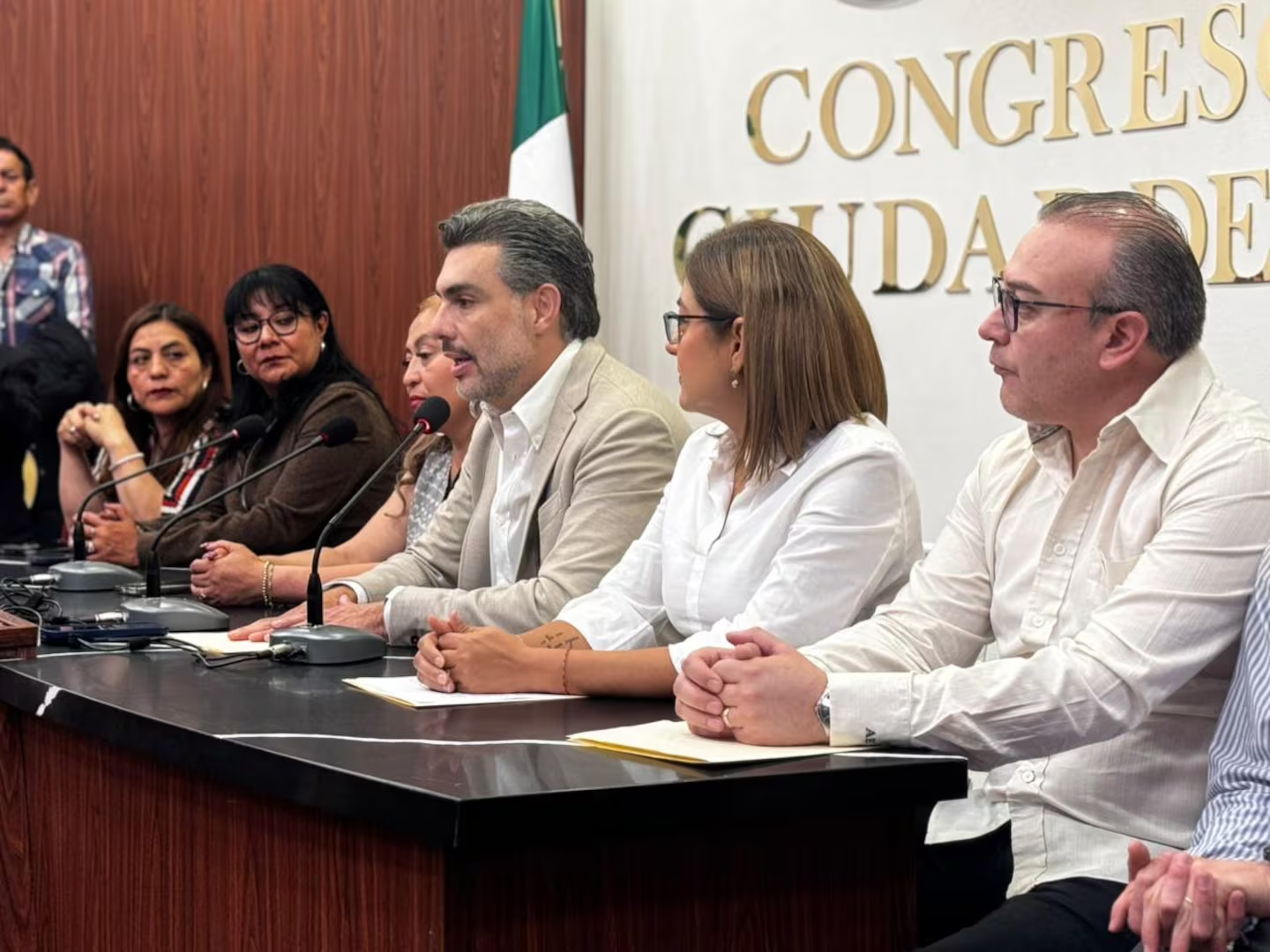 La perredista Alfa González se une al Partido Verde CDMX