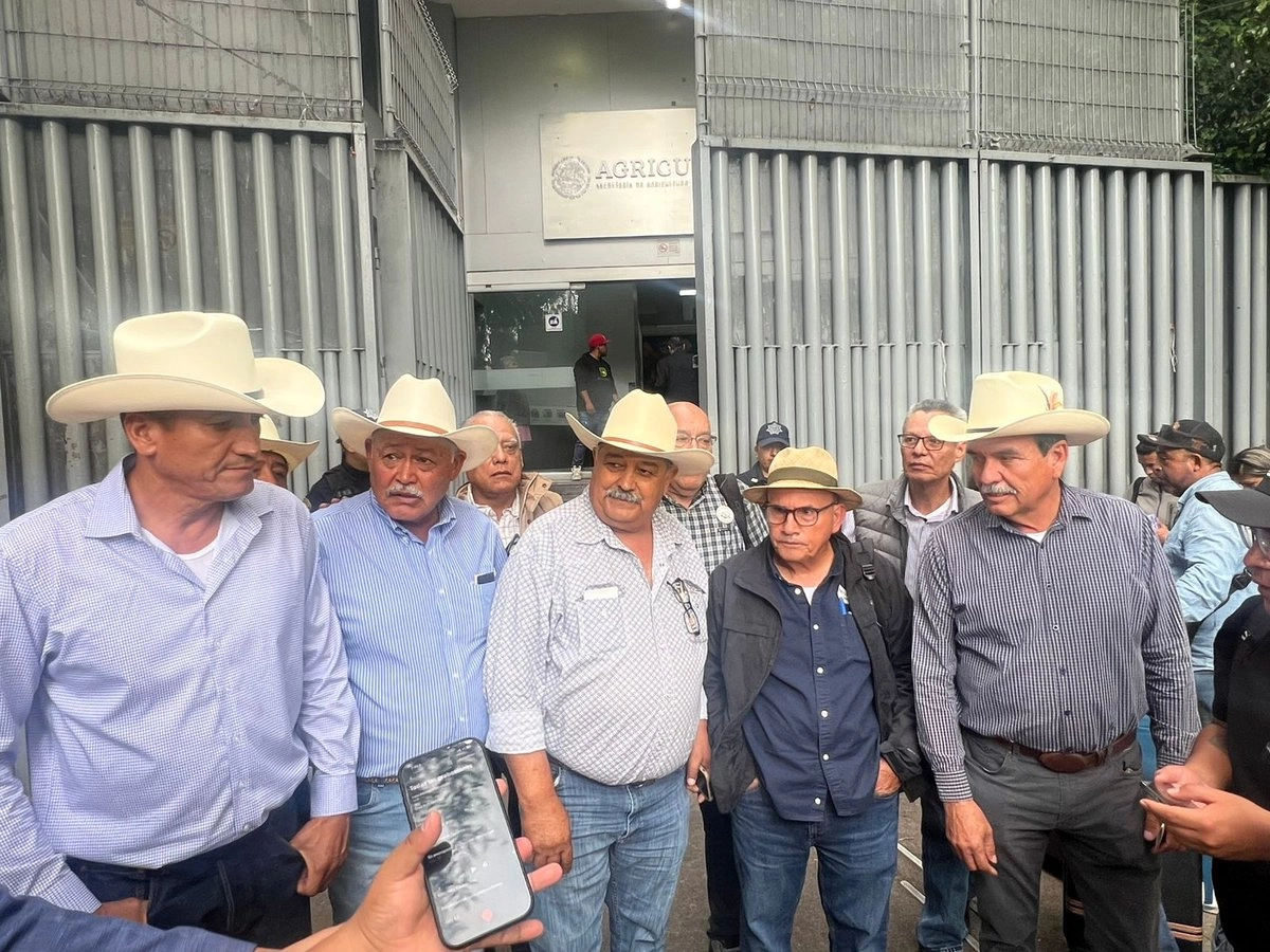Agricultura y productores acuerdan construir nuevo mecanismo nacional agrícola