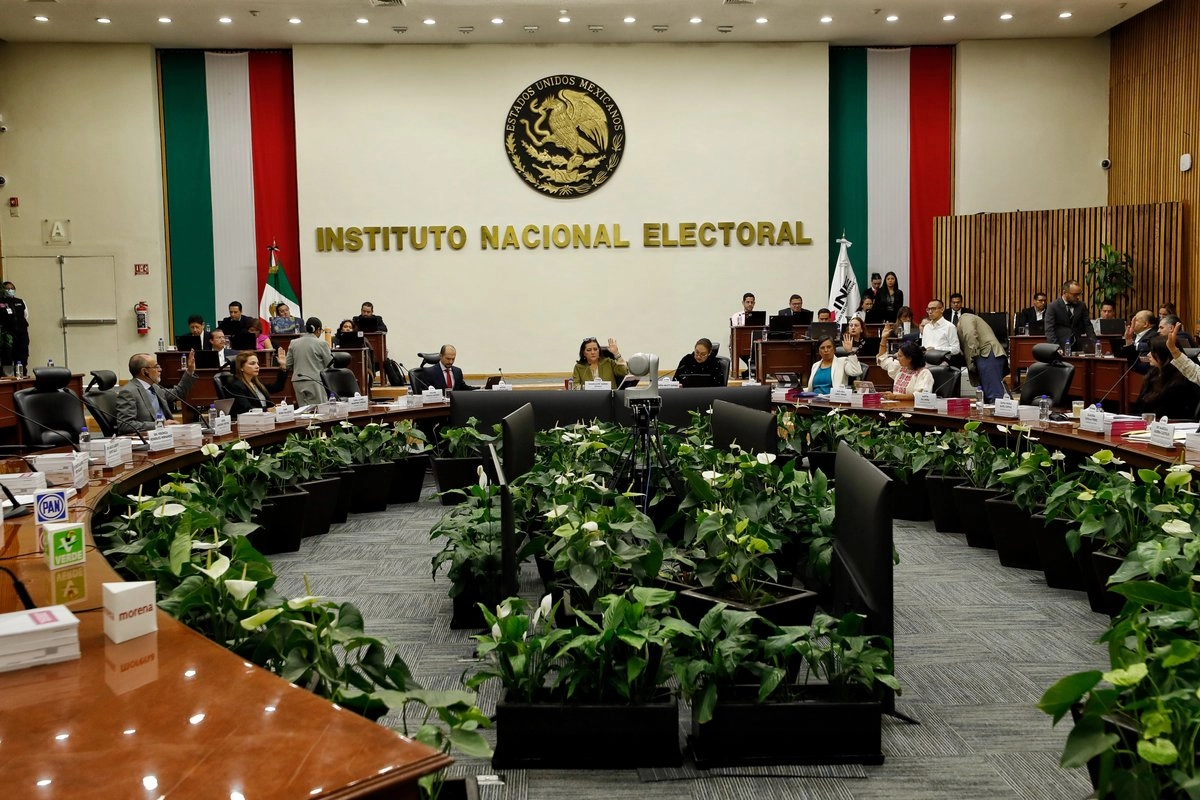 INE ordena retirar espot del PAN por vincular a Morena con el crimen organizado