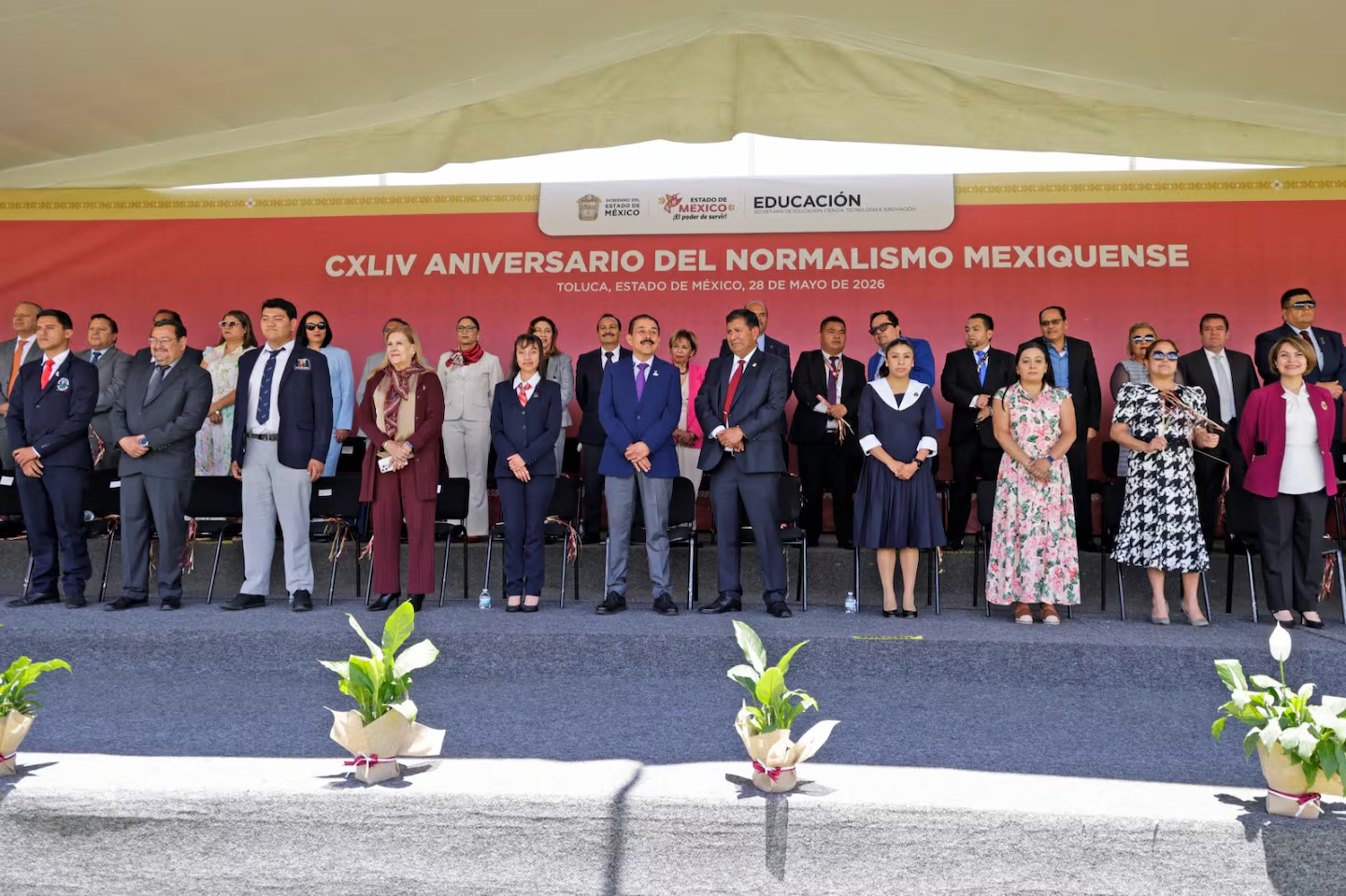 Gobierno de Edomex atiende a más de 12 mil estudiantes