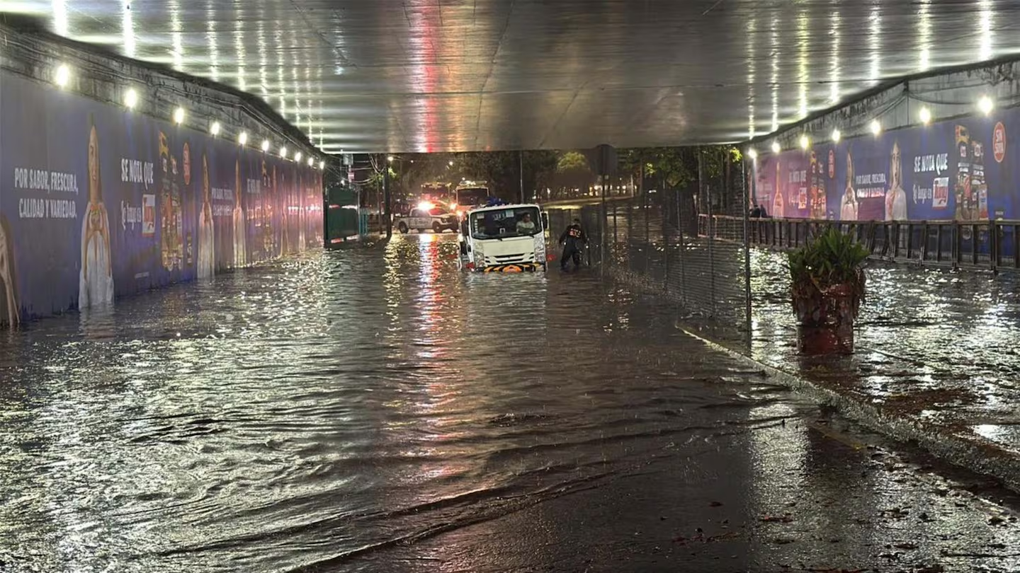 Congreso CDMX aprueba nueva prestación: home office en temporada de lluvias