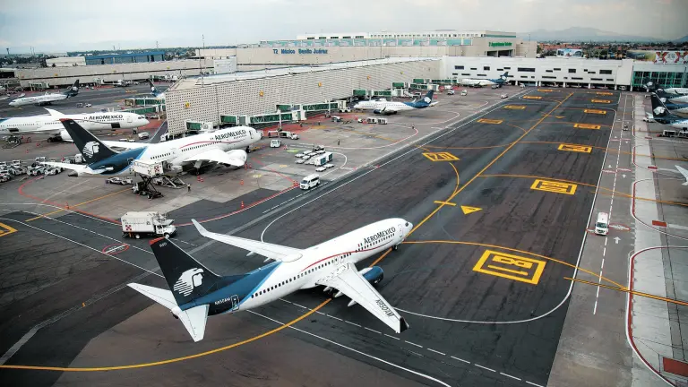 Apuros en el AICM: accidentes, retrasos y otros incidentes afectan al aeropuerto a días del Mundial 2026