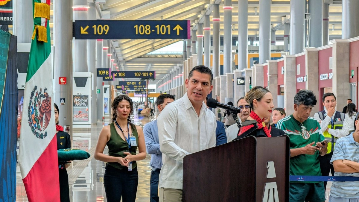 Mexicana vuelve a despegar del AIFA hacia Acapulco