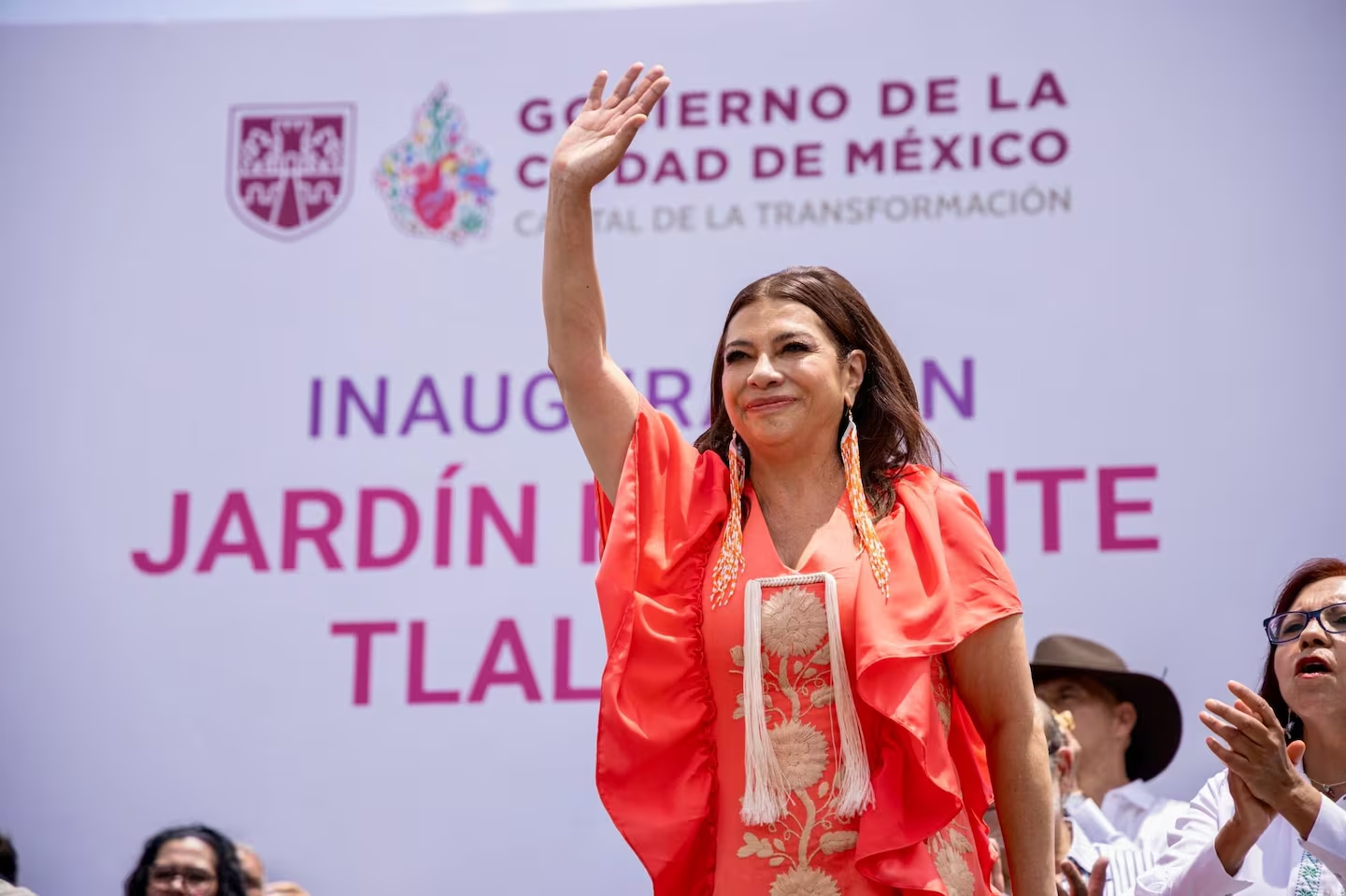 Clara Brugada inaugura Jardín Flotante Tlallipan en Tlalpan: así es la primera Utopía peatonal de CDMX