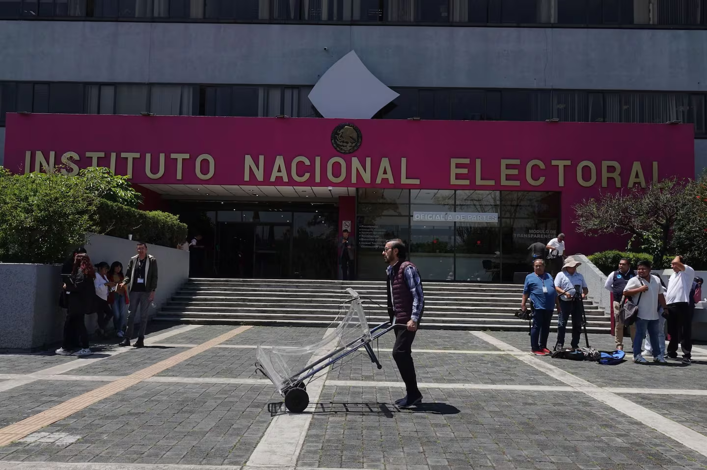 El Proceso electoral de 2027 podría aumentar el gasto al menos 15 mil millones de pesos: INE